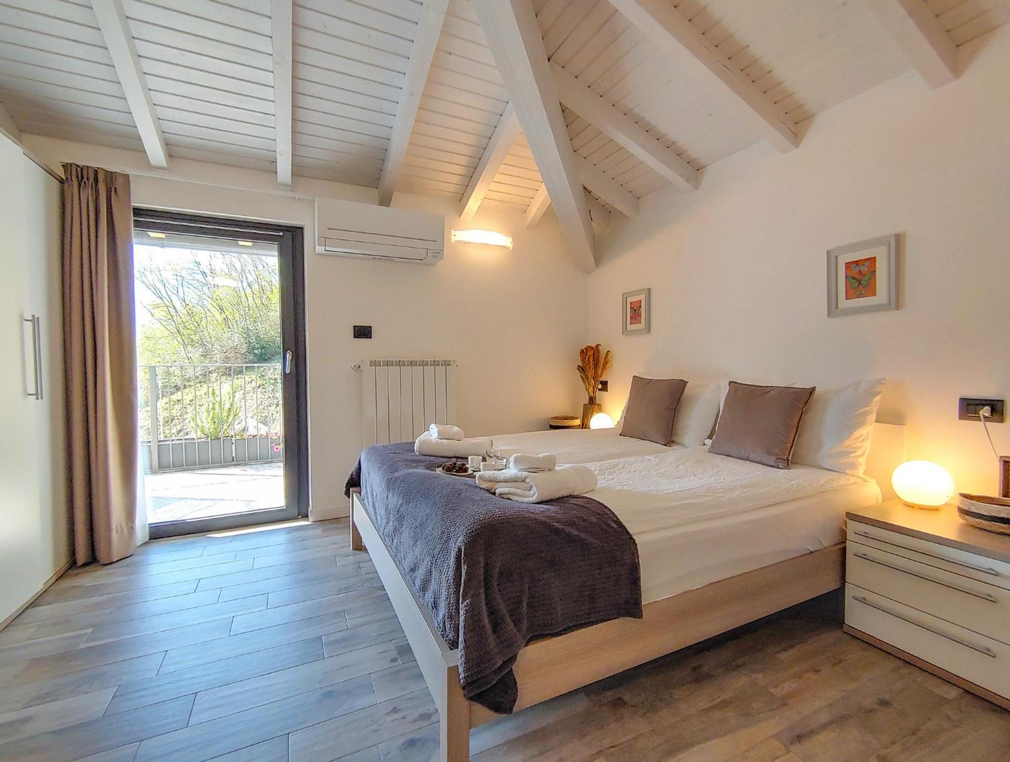 Dascio Silence Ferienwohnung Mit Panorama Balkon Esterno foto